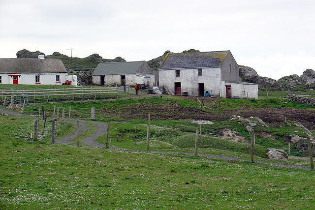 Ierland2005 710 - Malin Head, zomaar een boerderij