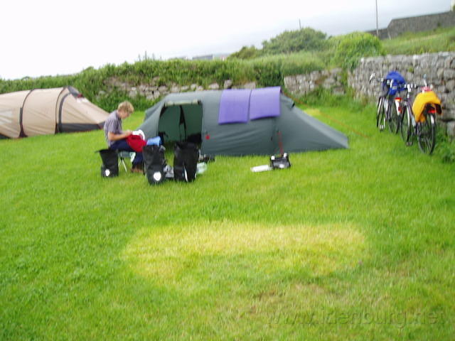 Ierland2005 101 - Doolin, camping bij het hostel