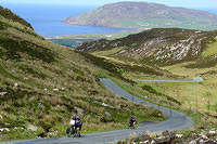 Ierland2005 714 - Marmore Gap, twee enzame fiets... eh lopers