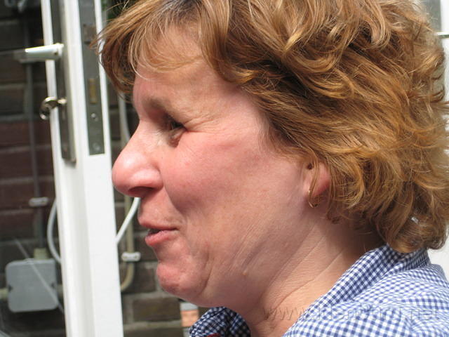 Janet lacht