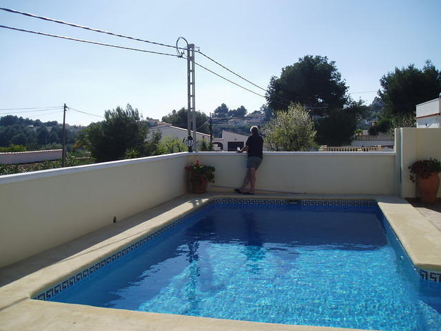 Moraira, het zwembad, in afwachting van Chris en Ineke.