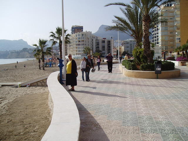 Calpe, Bettie geniet.