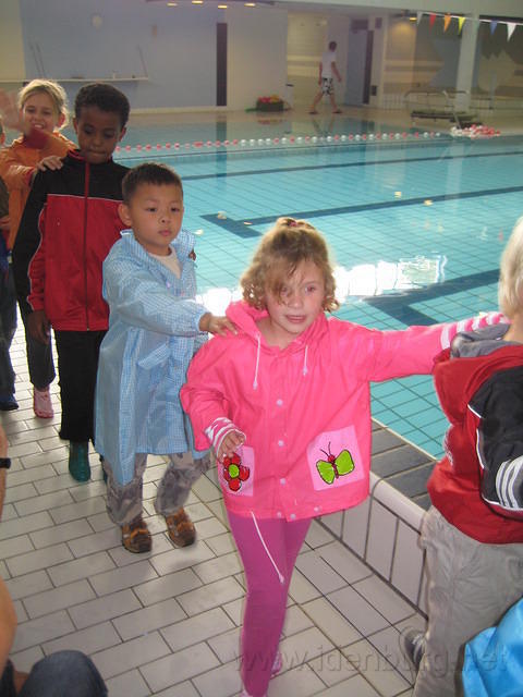 2009-09-17 Demi halt haar C-diploma004