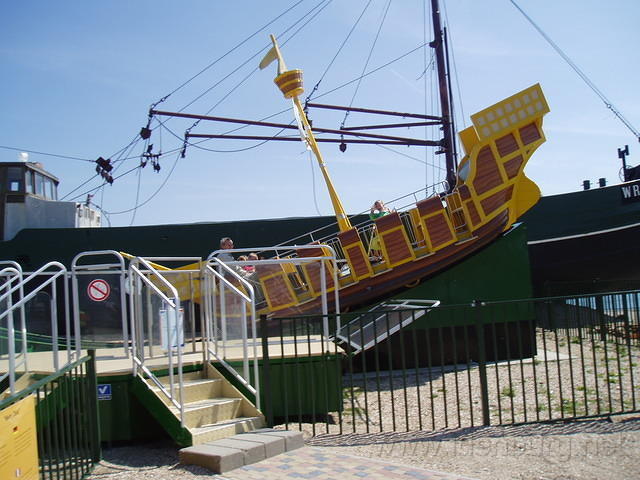 Neeltje Jans, met Opa in het piratenschip