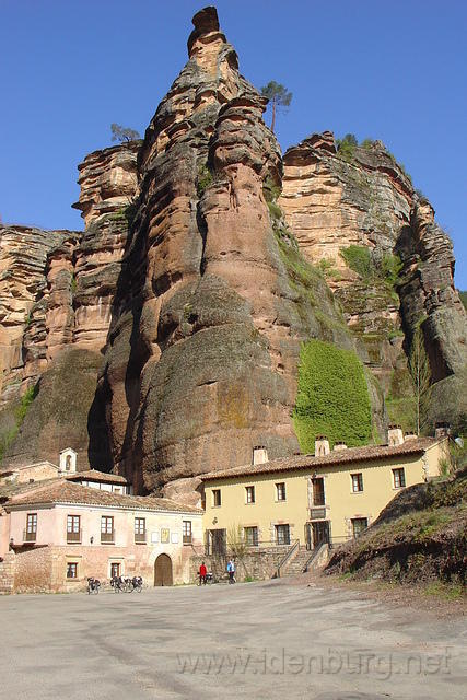 Spanje2004 081
Ermita tussen Corduente en Torete