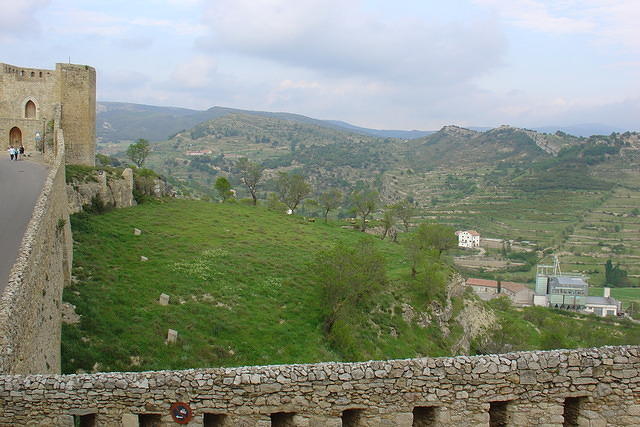 Spanje2004 102
Morella, uitzicht 's avonds vanuit de kamer van de Bazens
