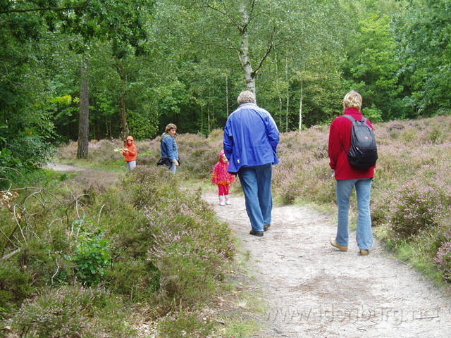 Schiet eens een beetje op opa en oma!