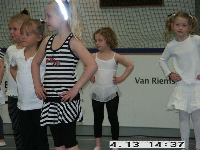 Jazz ballet Demi 018.jpg