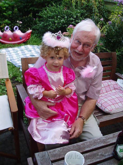 Bij Opa op schoot