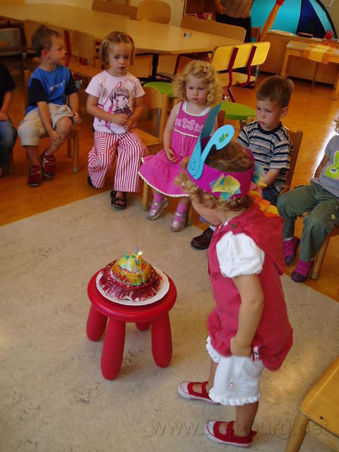 Effe taart kijken