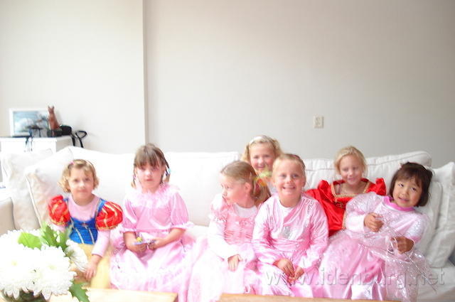 Demi_Princes_Party_0000_9-8-2007.JPG