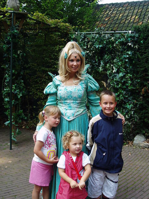 Soeraja, Wendy, Demi en Jordy (door Janet)