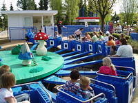 Legoland, Joke en Demi ook in de draaimolen