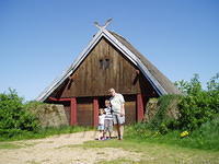 Bork Havn, even voor Joke poseren in Vikinghavn