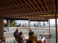 Calpe, lunchen aan de boulevard.