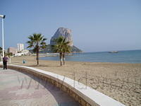 Calpe, Wim fotografeert de Ifach.