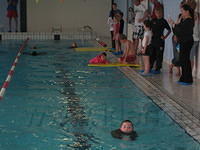 2009-09-17 Demi halt haar C-diploma007