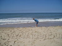 Domburg - Het strand, waar is die kwal nou?
