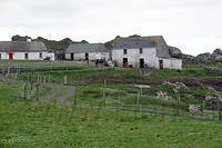 Ierland2005 710 - Malin Head, zomaar een boerderij