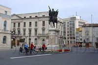 Spanje2004 123 - Burgos, El Cid wijst de weg 2.
