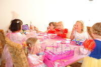 Demi_Princes_Party_0001_9-8-2007 1-18-18 PM.JPG