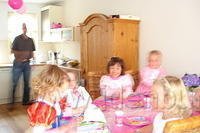 Demi_Princes_Party_0005_9-8-2007 1-20-20 PM.JPG