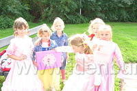 Demi_Princes_Party_0046_9-8-2007 3-49-49 PM.JPG